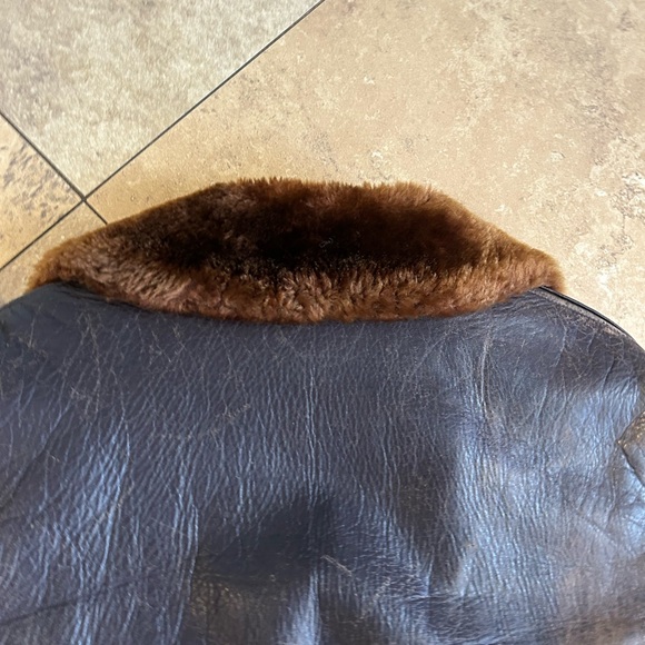 Vintage Men’s 1950s Windward Brown Horsehide Leather Jacket Med Mouton Collar. - Picture 12 of 16